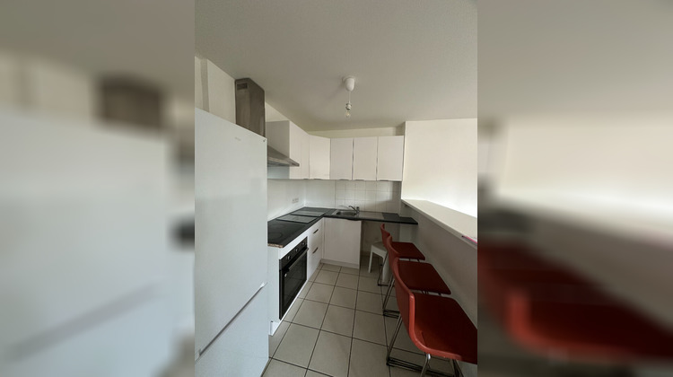 Ma-Cabane - Location Appartement VAUJOURS, 48 m²