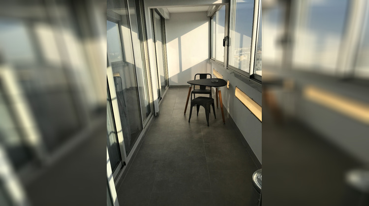 Ma-Cabane - Location Appartement VAULX-EN-VELIN, 86 m²