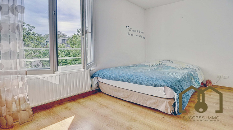 Ma-Cabane - Location Appartement Vaulx-en-Velin, 48 m²
