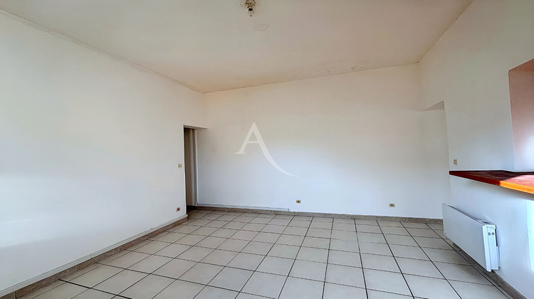 Ma-Cabane - Location Appartement VAUVERT, 52 m²