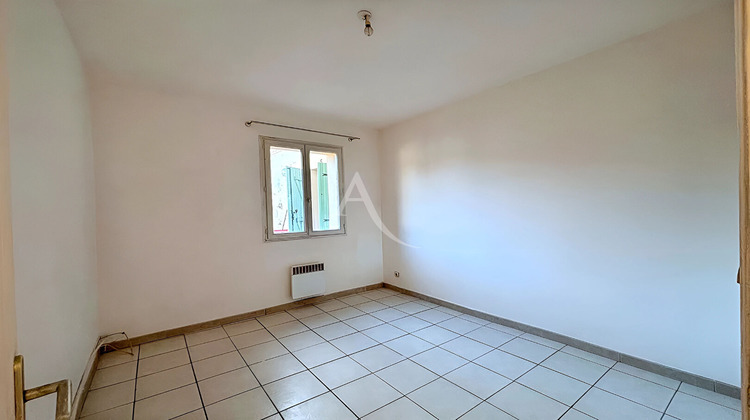 Ma-Cabane - Location Appartement VAUVERT, 52 m²