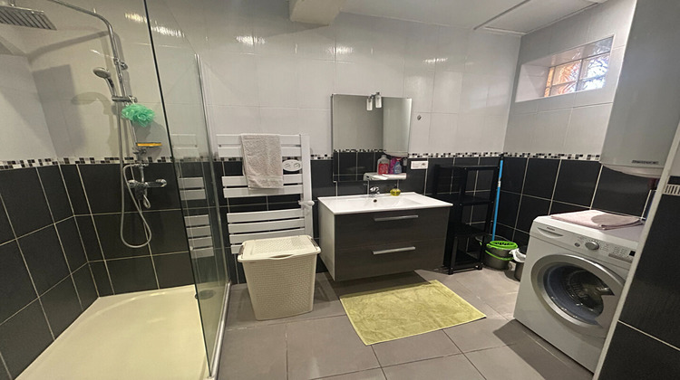 Ma-Cabane - Location Appartement VAUVERT, 70 m²