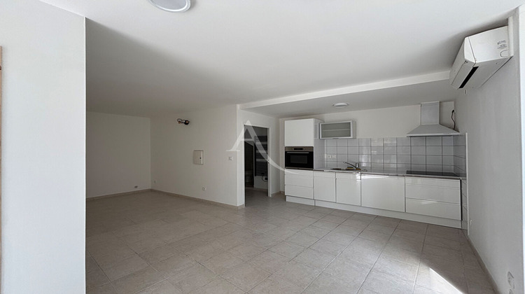 Ma-Cabane - Location Appartement VAUVERT, 38 m²