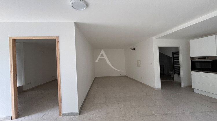 Ma-Cabane - Location Appartement VAUVERT, 38 m²