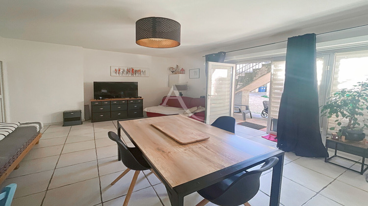 Ma-Cabane - Location Appartement VAUVERT, 60 m²