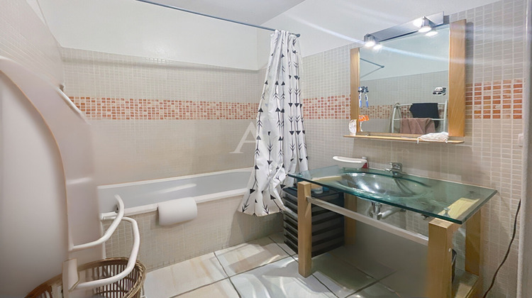 Ma-Cabane - Location Appartement VAUVERT, 60 m²