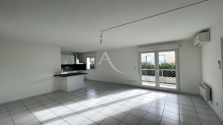 Ma-Cabane - Location Appartement VAUVERT, 54 m²