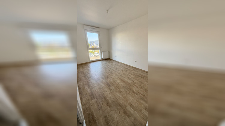 Ma-Cabane - Location Appartement VAUX-LE-PENIL, 57 m²