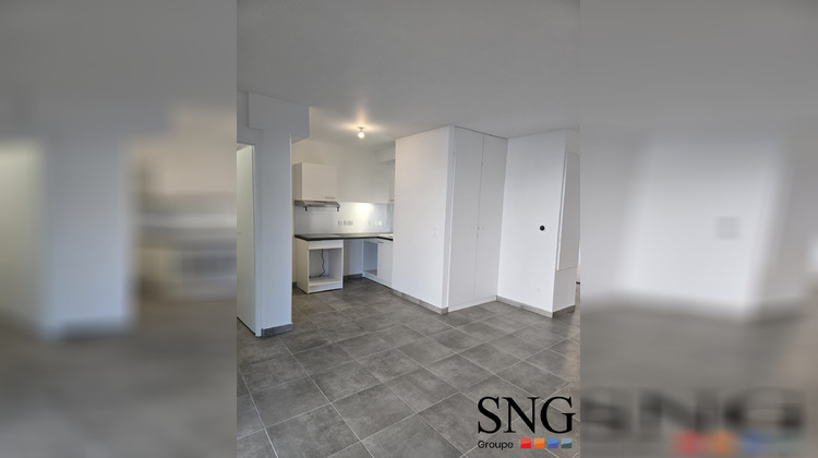 Ma-Cabane - Location Appartement Vaux-le-Pénil, 67 m²