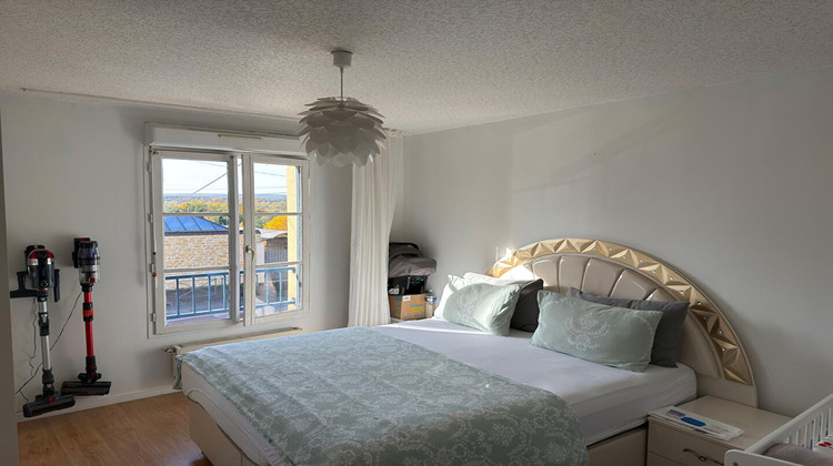 Ma-Cabane - Location Appartement VAUX-SUR-SEINE, 71 m²