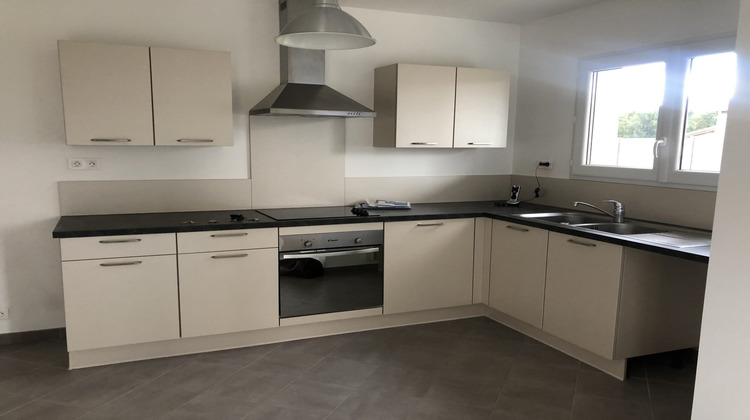 Ma-Cabane - Location Appartement Veauche, 106 m²