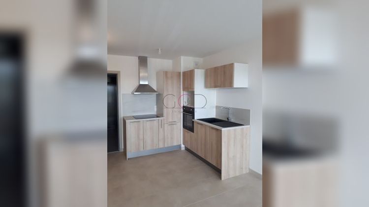 Ma-Cabane - Location Appartement Velaux, 38 m²