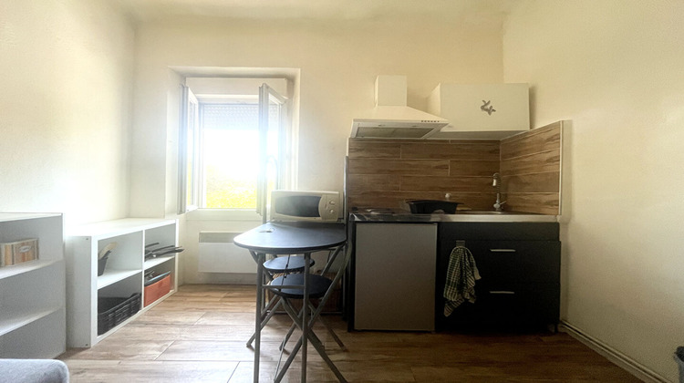 Ma-Cabane - Location Appartement VELAUX, 13 m²