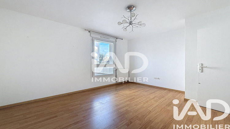 Ma-Cabane - Location Appartement Vélizy-Villacoublay, 66 m²