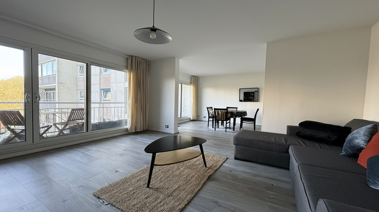 Ma-Cabane - Location Appartement Vélizy-Villacoublay, 77 m²