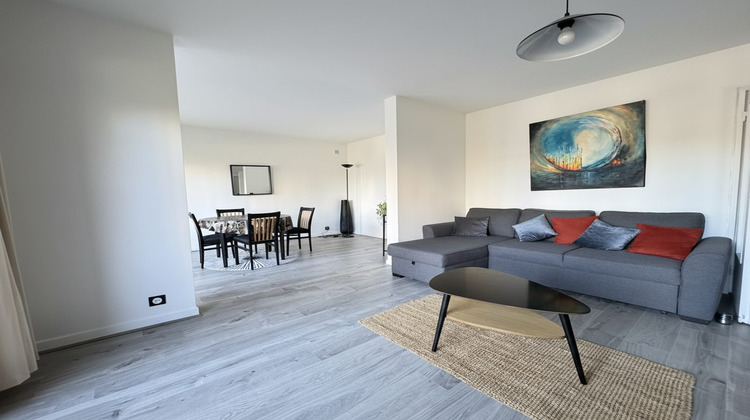 Ma-Cabane - Location Appartement Vélizy-Villacoublay, 77 m²