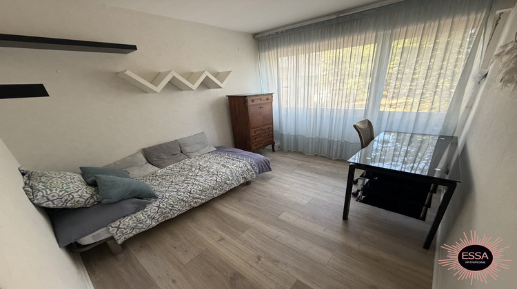 Ma-Cabane - Location Appartement Vélizy-Villacoublay, 77 m²