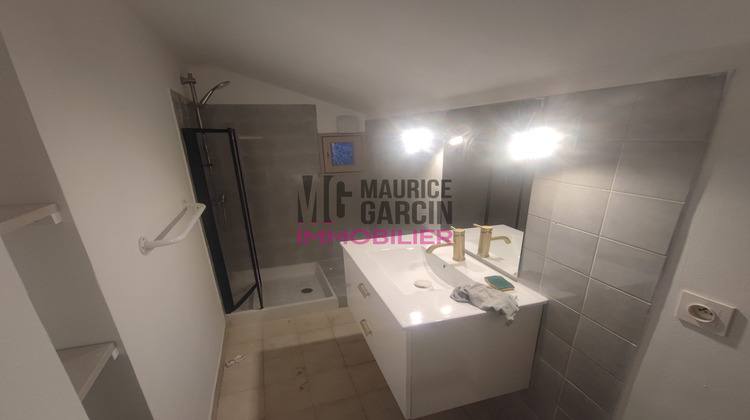 Ma-Cabane - Location Appartement Velleron, 54 m²
