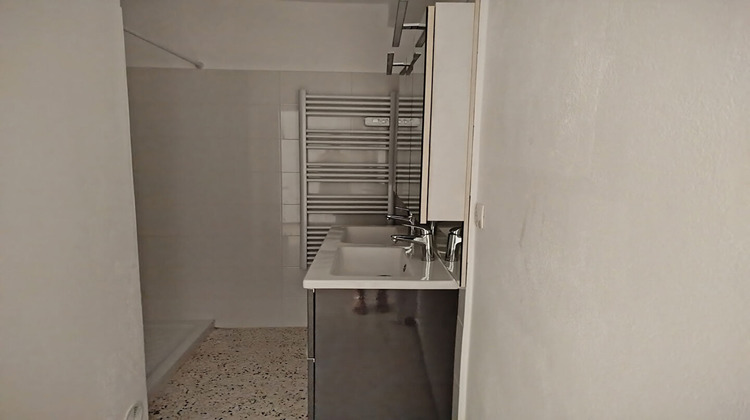 Ma-Cabane - Location Appartement VENCE, 62 m²