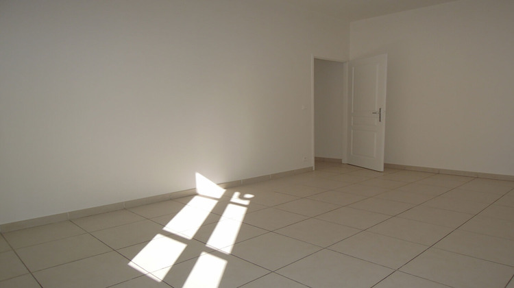 Ma-Cabane - Location Appartement VENCE, 57 m²