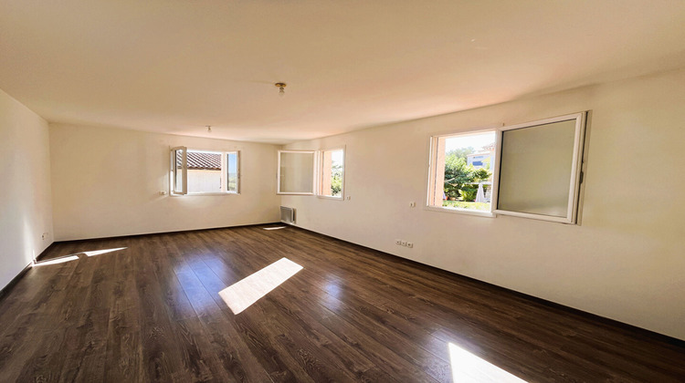 Ma-Cabane - Location Appartement VENELLES, 67 m²