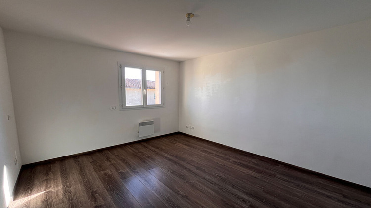 Ma-Cabane - Location Appartement VENELLES, 67 m²