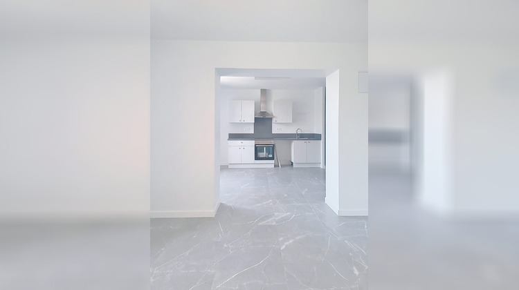 Ma-Cabane - Location Appartement Vénès, 79 m²