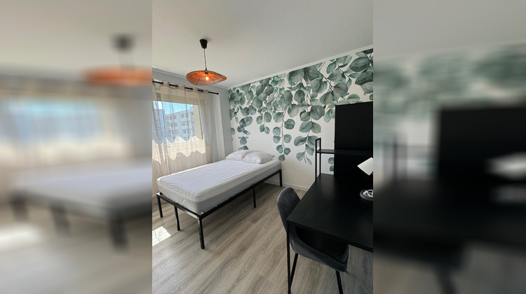 Ma-Cabane - Location Appartement VENISSIEUX, 99 m²