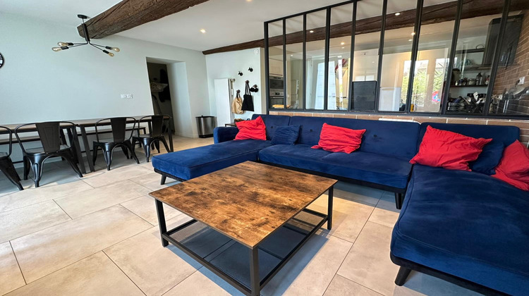 Ma-Cabane - Location Appartement VENISSIEUX, 149 m²