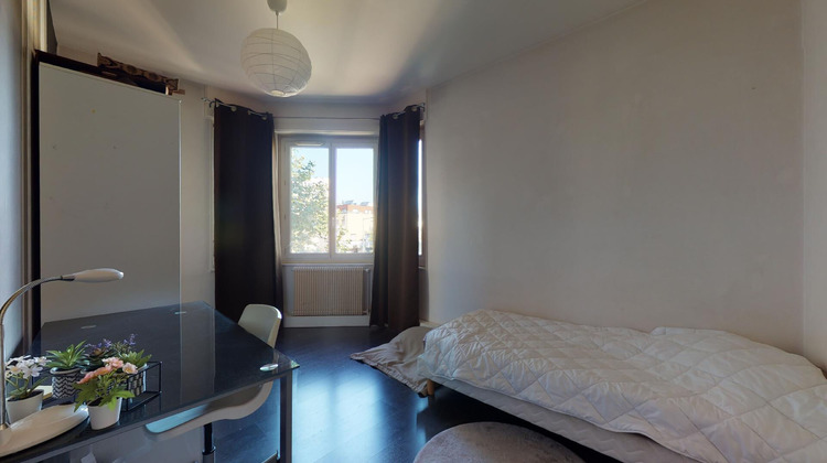 Ma-Cabane - Location Appartement VENISSIEUX, 100 m²