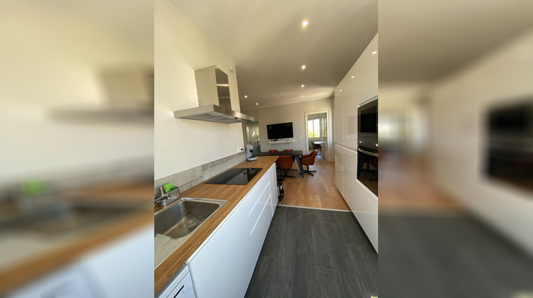 Ma-Cabane - Location Appartement VENISSIEUX, 101 m²