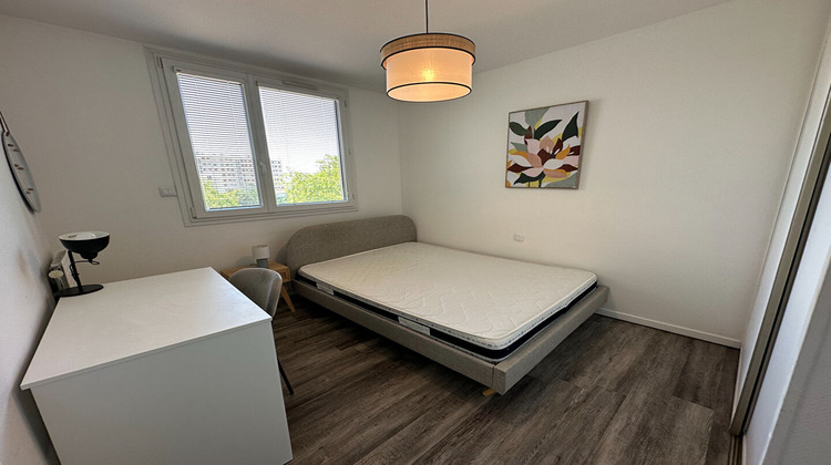 Ma-Cabane - Location Appartement VENISSIEUX, 85 m²