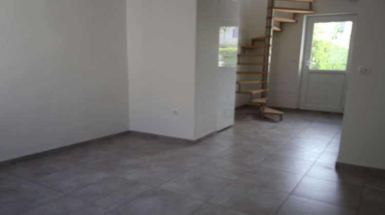 Ma-Cabane - Location Appartement VENISSIEUX, 35 m²