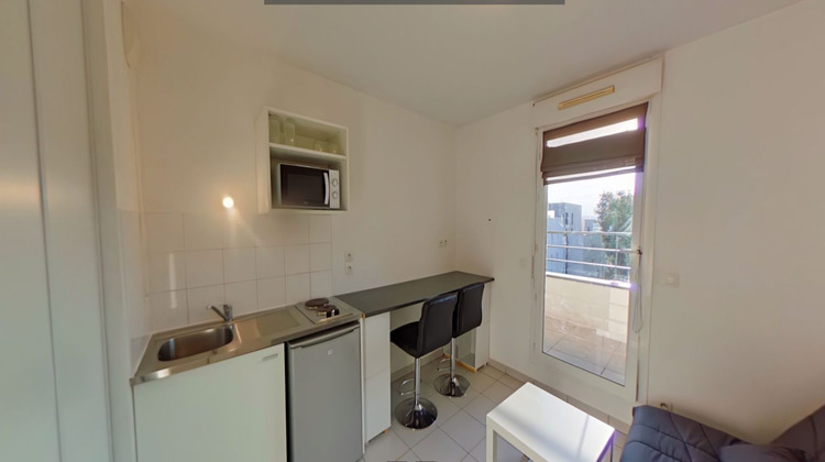 Ma-Cabane - Location Appartement Vénissieux, 17 m²