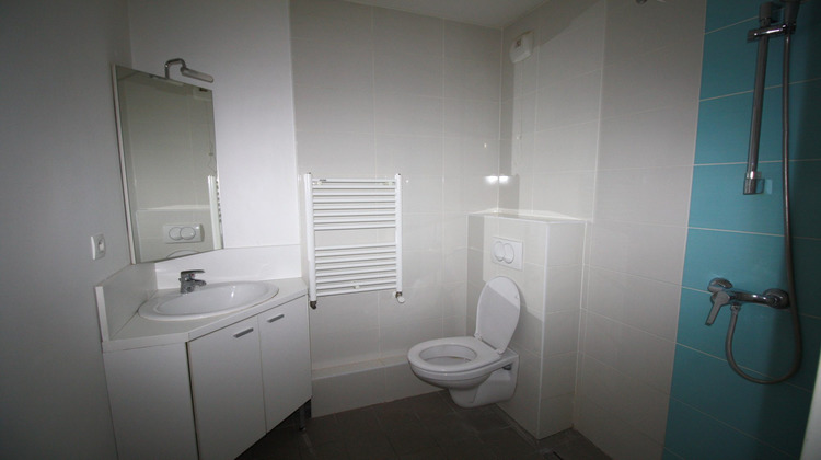 Ma-Cabane - Location Appartement Vénissieux, 17 m²