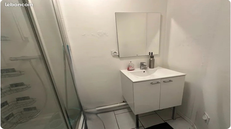 Ma-Cabane - Location Appartement VENISSIEUX, 85 m²