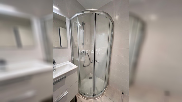 Ma-Cabane - Location Appartement Vénissieux, 27 m²