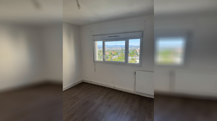 Ma-Cabane - Location Appartement VENISSIEUX, 76 m²