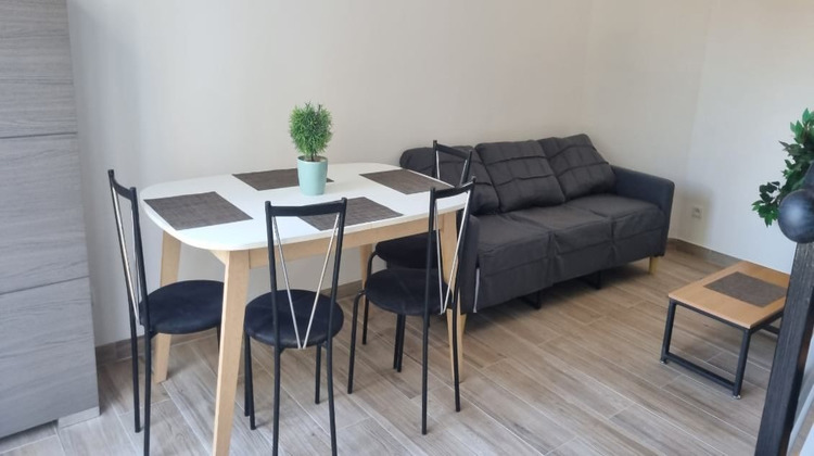 Ma-Cabane - Location Appartement VENTABREN, 60 m²