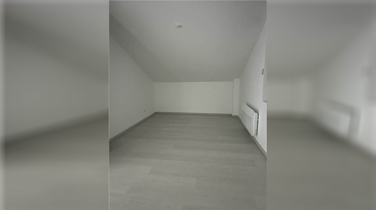 Ma-Cabane - Location Appartement Verclause, 81 m²