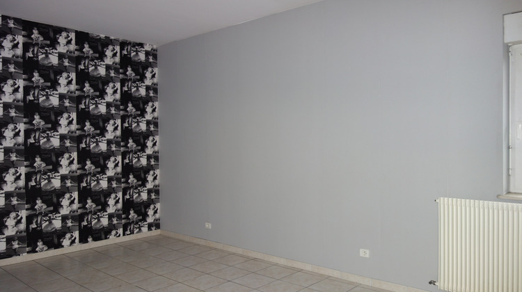 Ma-Cabane - Location Appartement Verdun-sur-le-Doubs, 83 m²