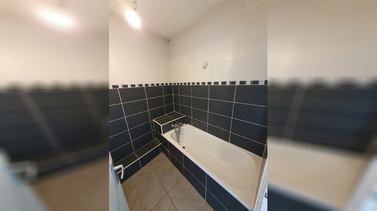 Ma-Cabane - Location Appartement Vérin, 79 m²