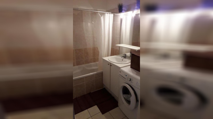 Ma-Cabane - Location Appartement VERNEUIL-EN-HALATTE, 42 m²