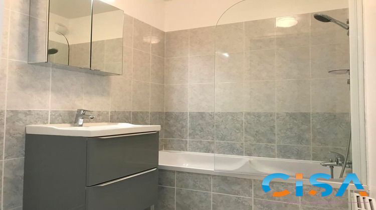 Ma-Cabane - Location Appartement Verneuil-en-Halatte, 42 m²