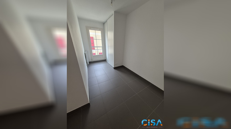 Ma-Cabane - Location Appartement Verneuil-en-Halatte, 54 m²