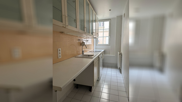 Ma-Cabane - Location Appartement VERSAILLES, 54 m²