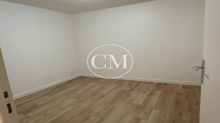 Ma-Cabane - Location Appartement VERSAILLES, 21 m²