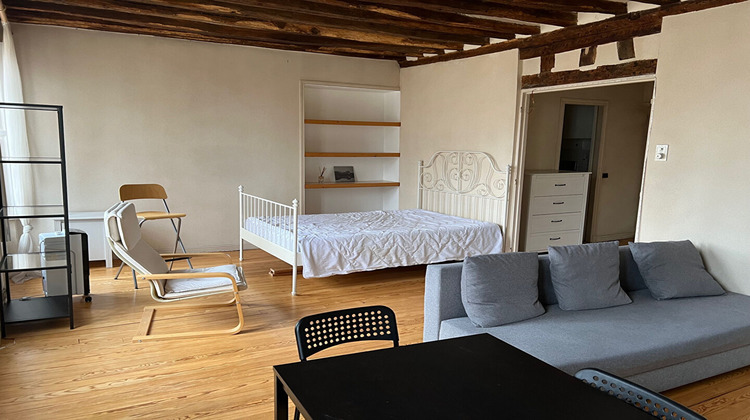Ma-Cabane - Location Appartement VERSAILLES, 42 m²