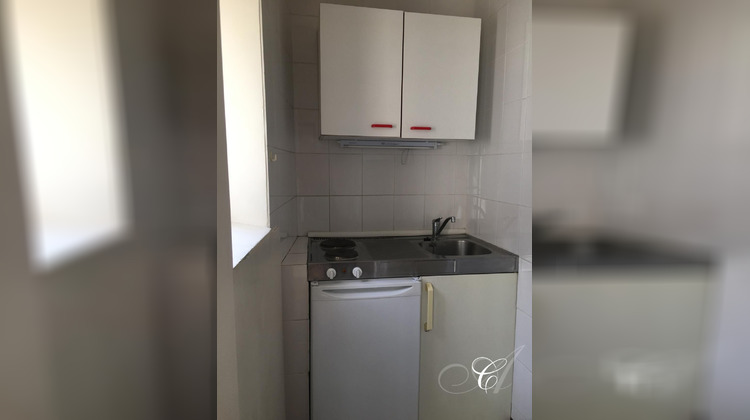 Ma-Cabane - Location Appartement Versailles, 21 m²