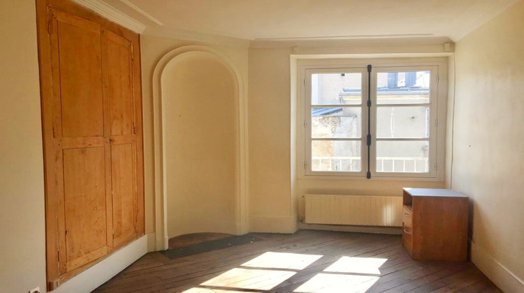 Ma-Cabane - Location Appartement VERSAILLES, 47 m²